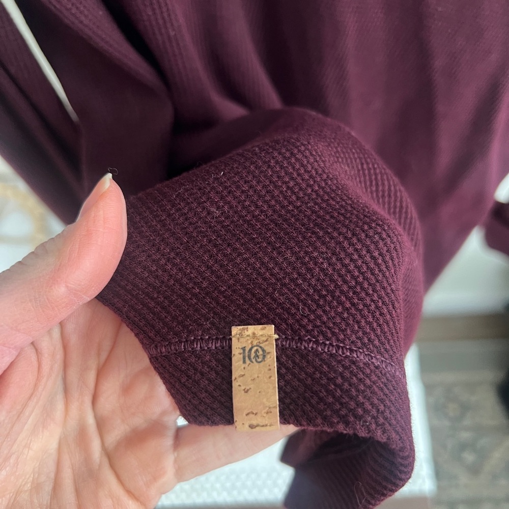 10 Tree Sweater - Picture 4 of 4